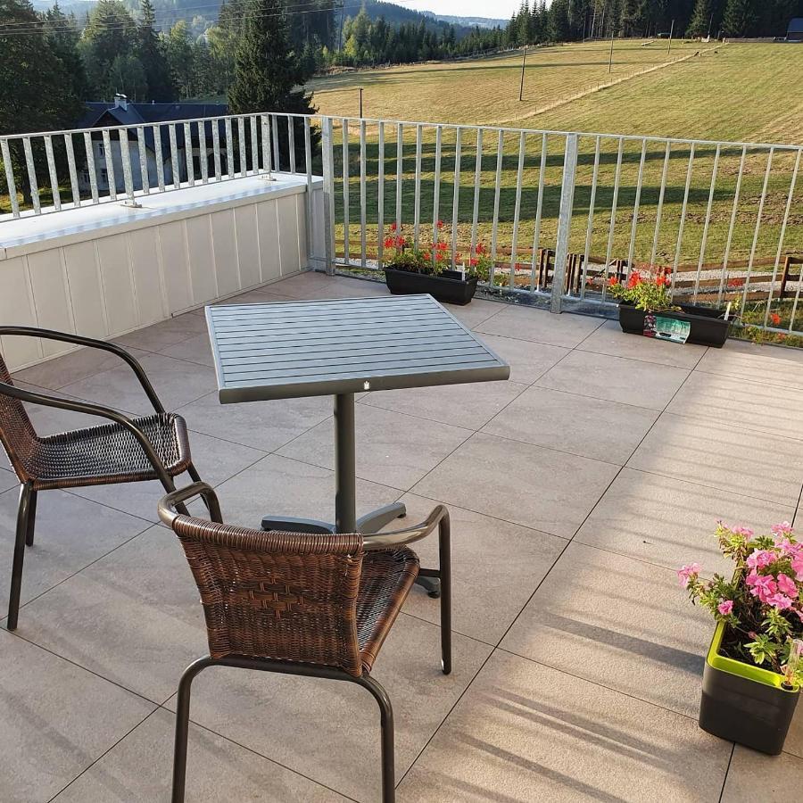 Apartmany Stran Potucky Екстериор снимка